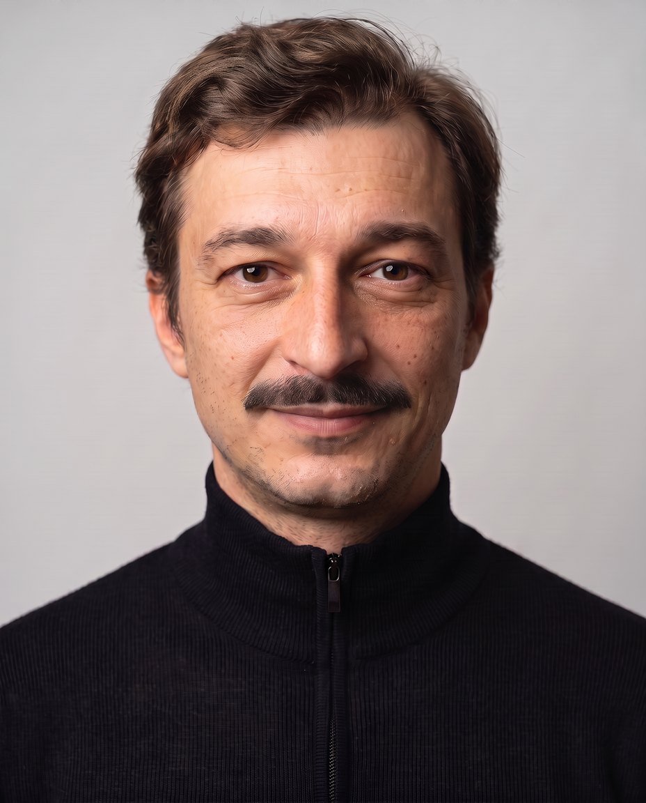 Portrait of Leonard Irimia